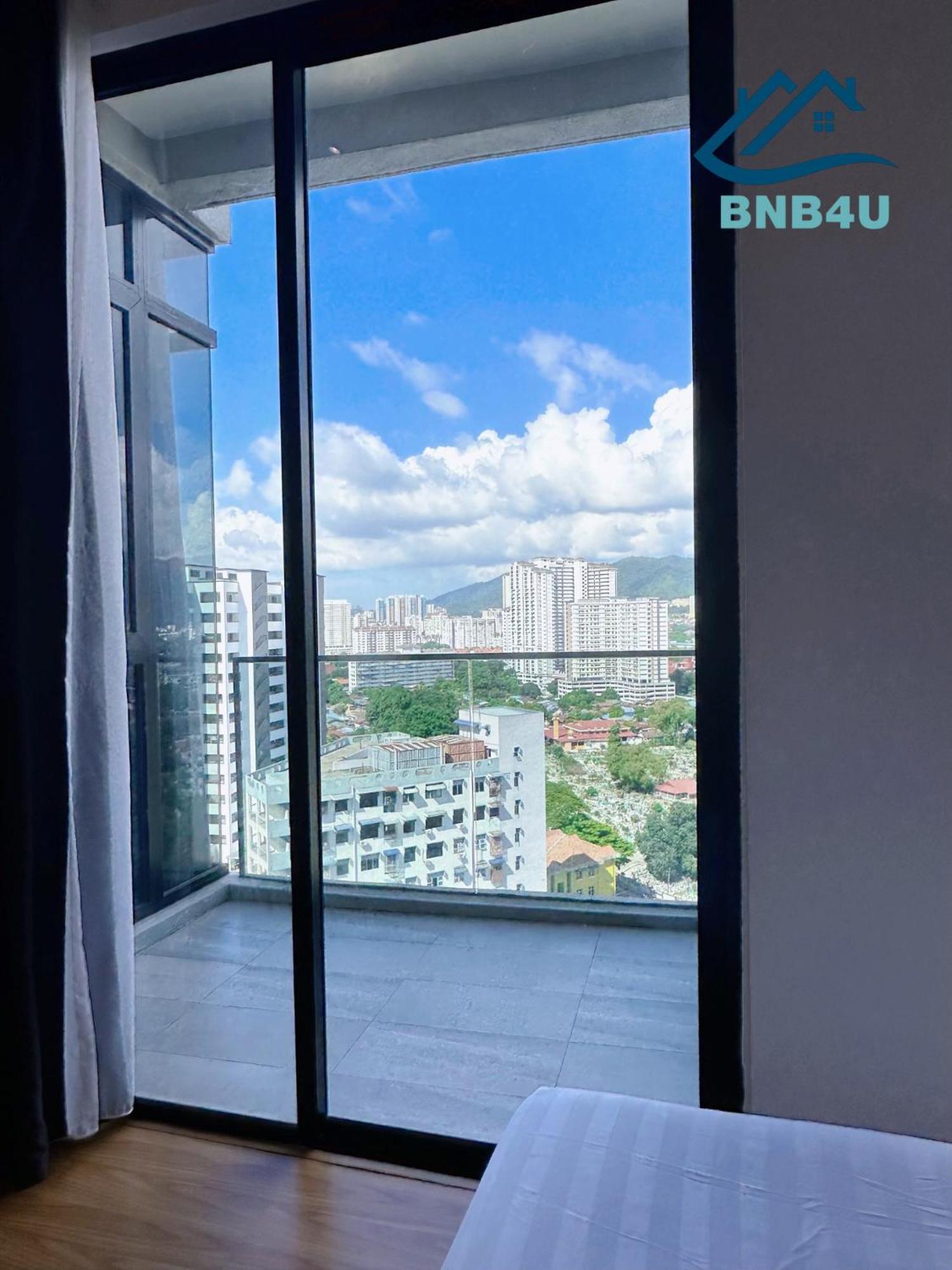 Beacon 2Br Infinity Pool - By Bnb4U George Town Eksteriør billede