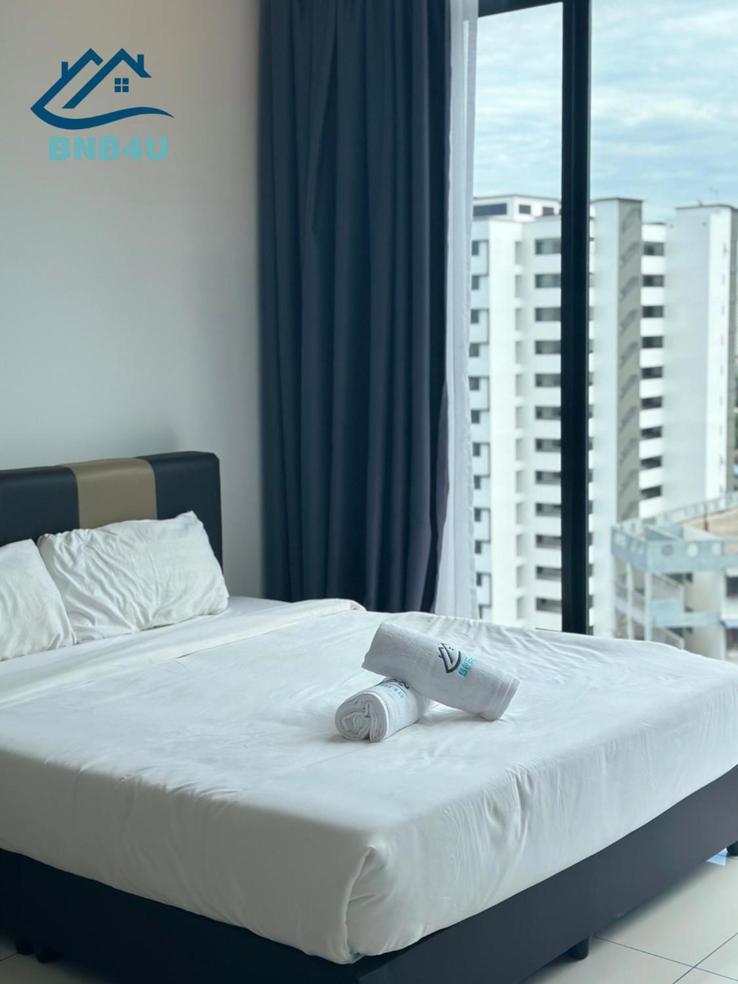 Beacon 2Br Infinity Pool - By Bnb4U George Town Eksteriør billede