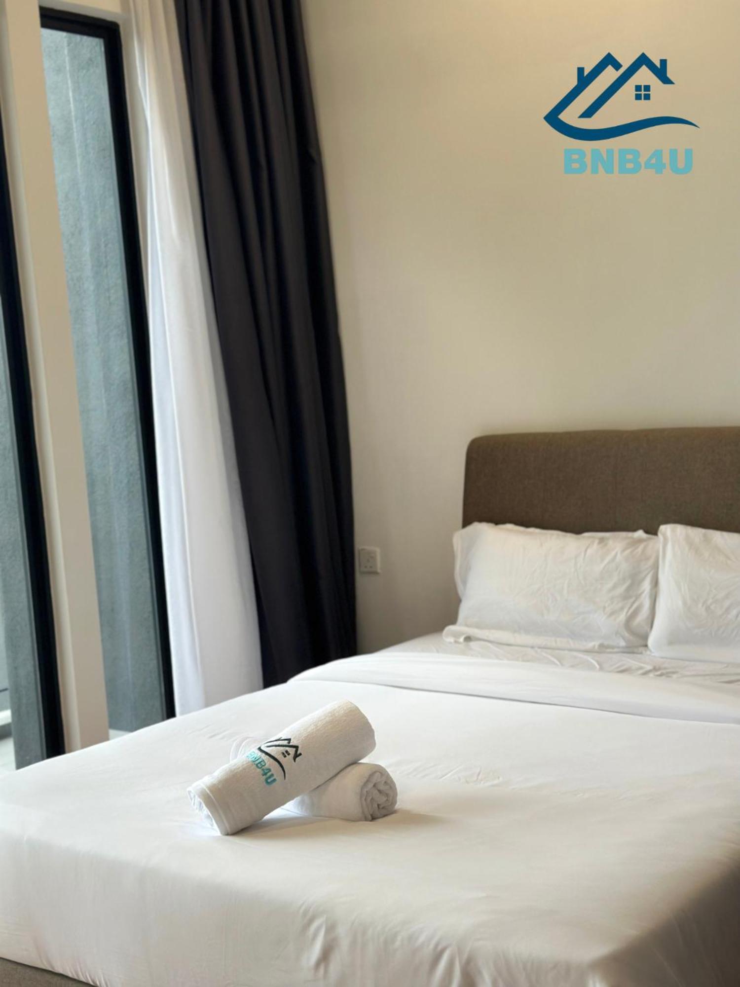 Beacon 2Br Infinity Pool - By Bnb4U George Town Eksteriør billede